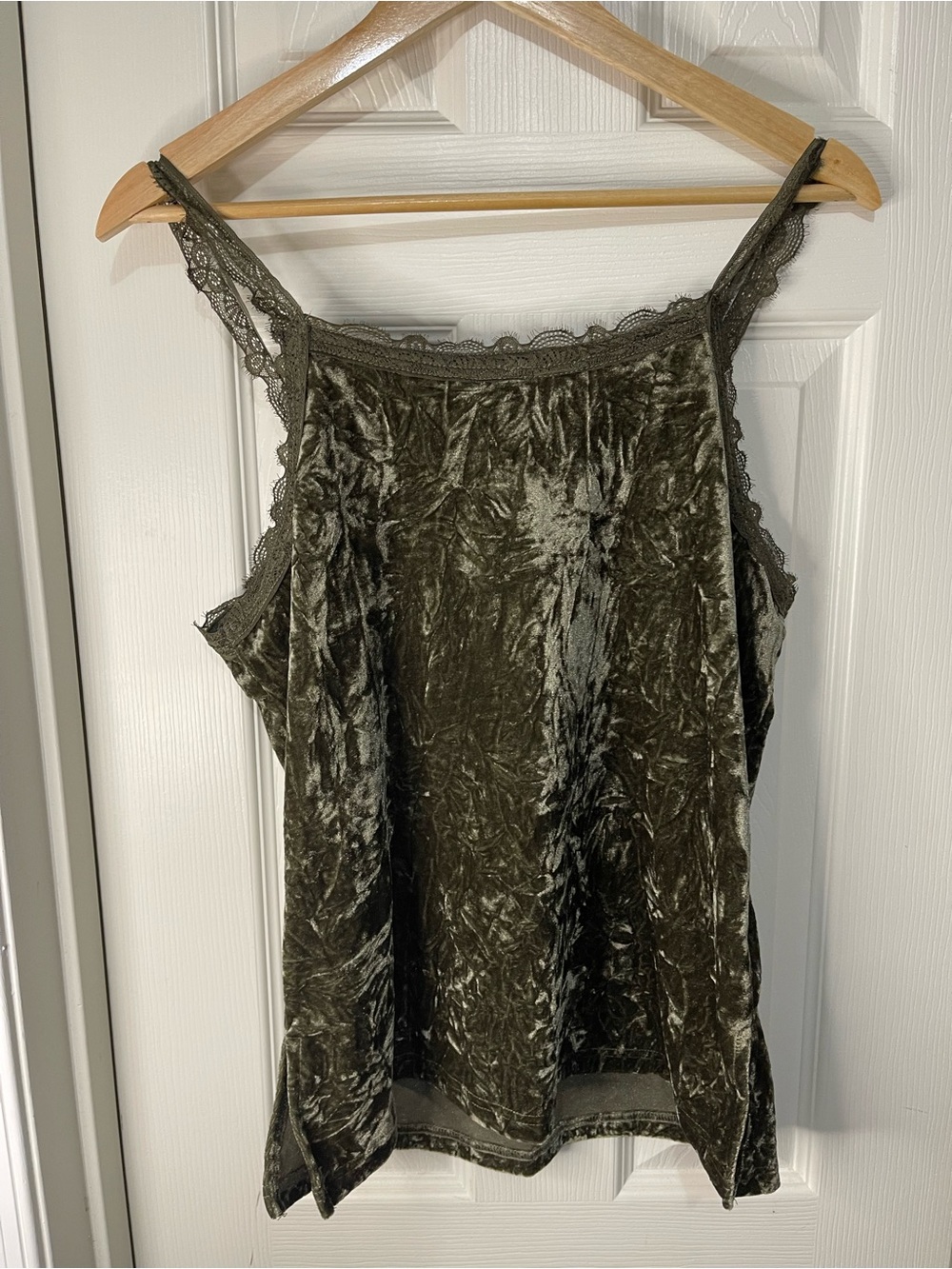 Green Velvet Goblin Core Lace Trim Earthy Tank Top size Large - Picture 6 of 6